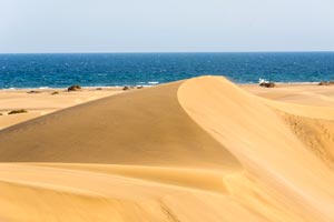 Blick auf die wunderschöne Dünnenlandschaft des Maspaloma Strand